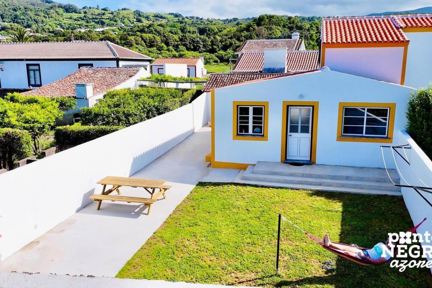 The Biscuit House By Pontanegraazores Praia da Vitória Exteriör bild