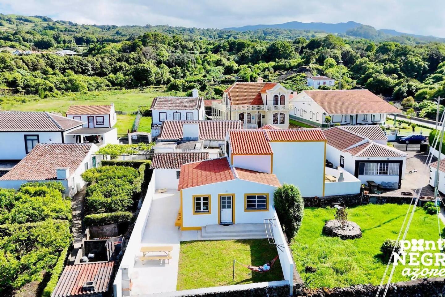 The Biscuit House By Pontanegraazores Praia da Vitória Exteriör bild